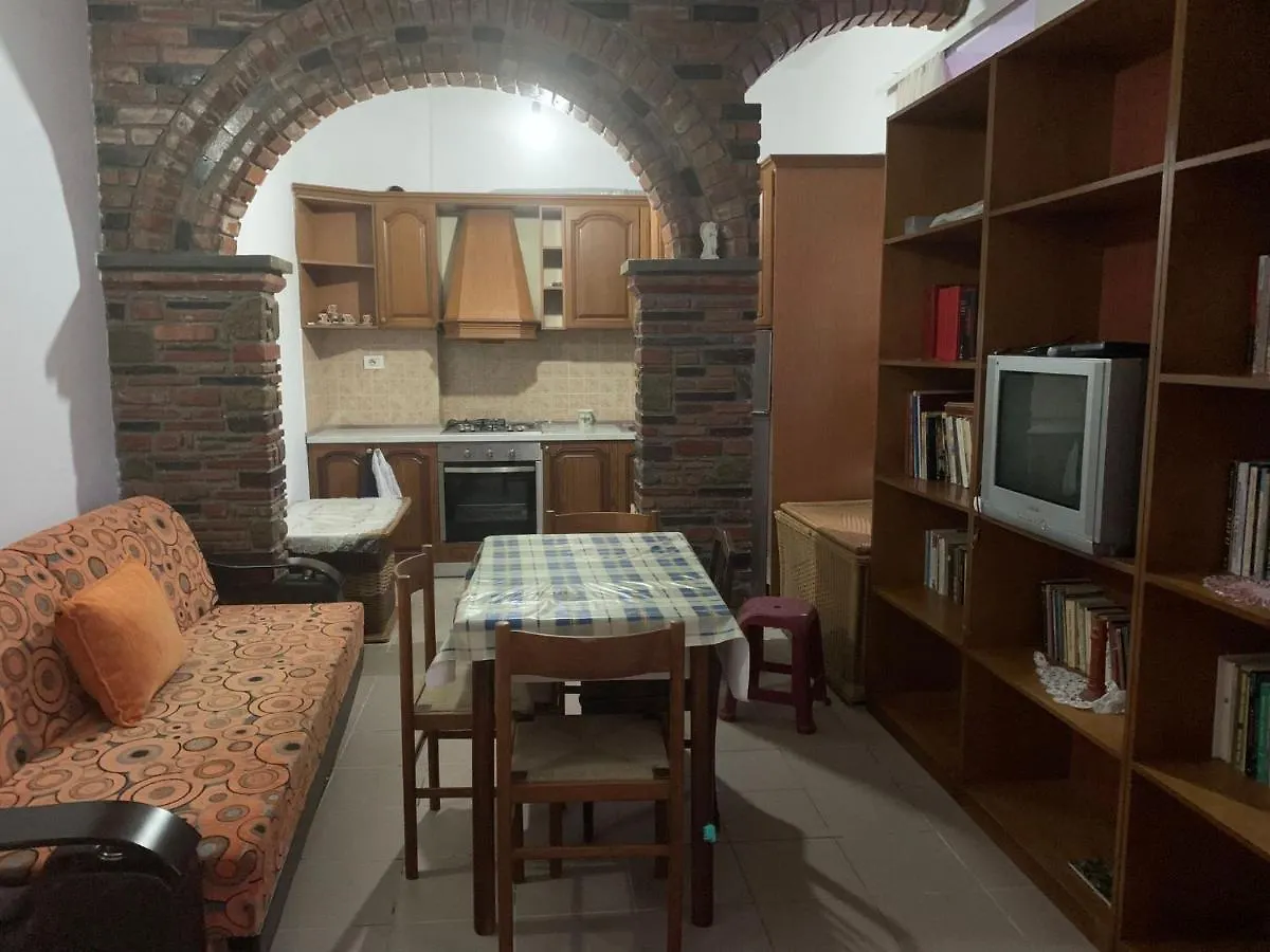 Apartement City Center 베라트 아파트